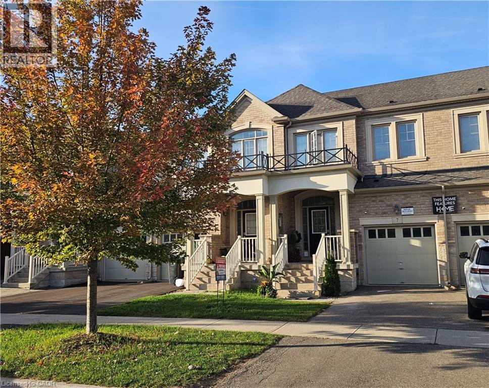 7 Lady Evelyn Cres, Brampton, ON L6Y 6C7