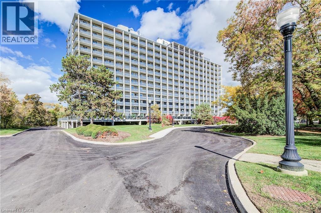 58 Bridgeport Road E Unit 202, Waterloo, ON N2J 4H5