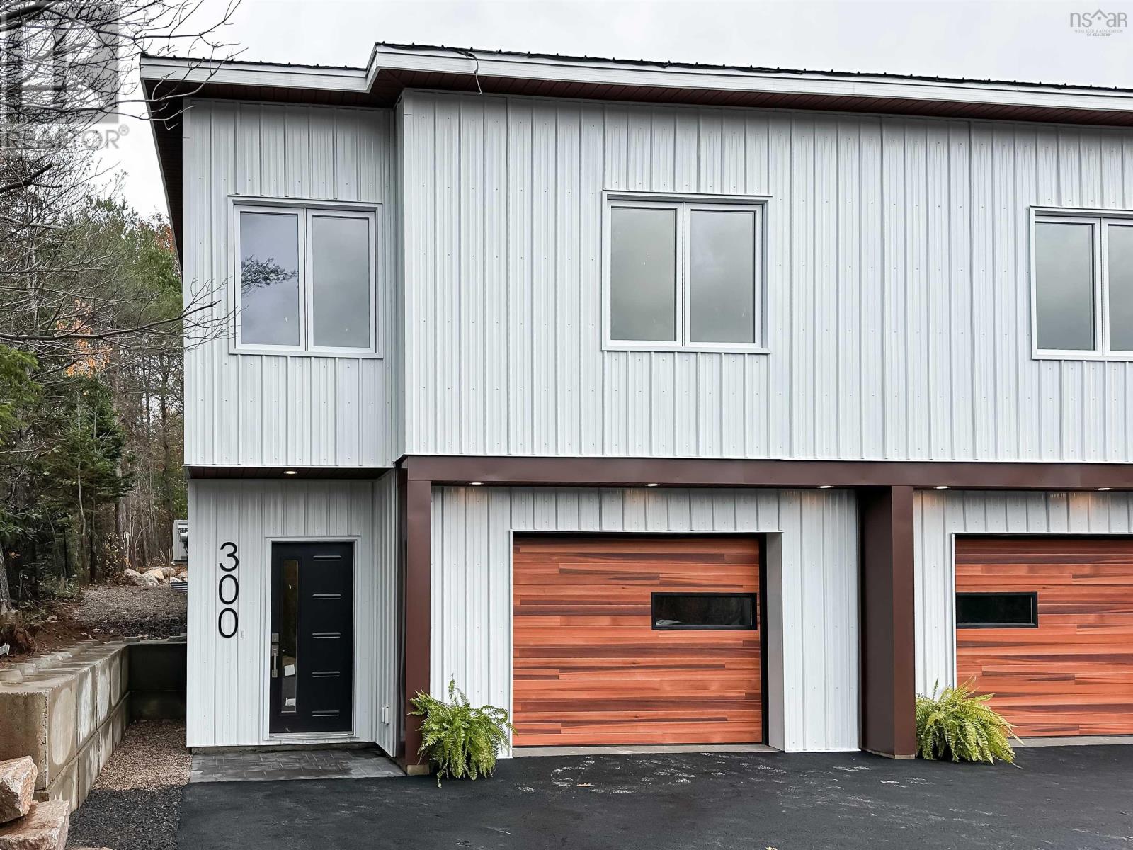 300 Lamont Rd, Kentville, NS B4N 3A7