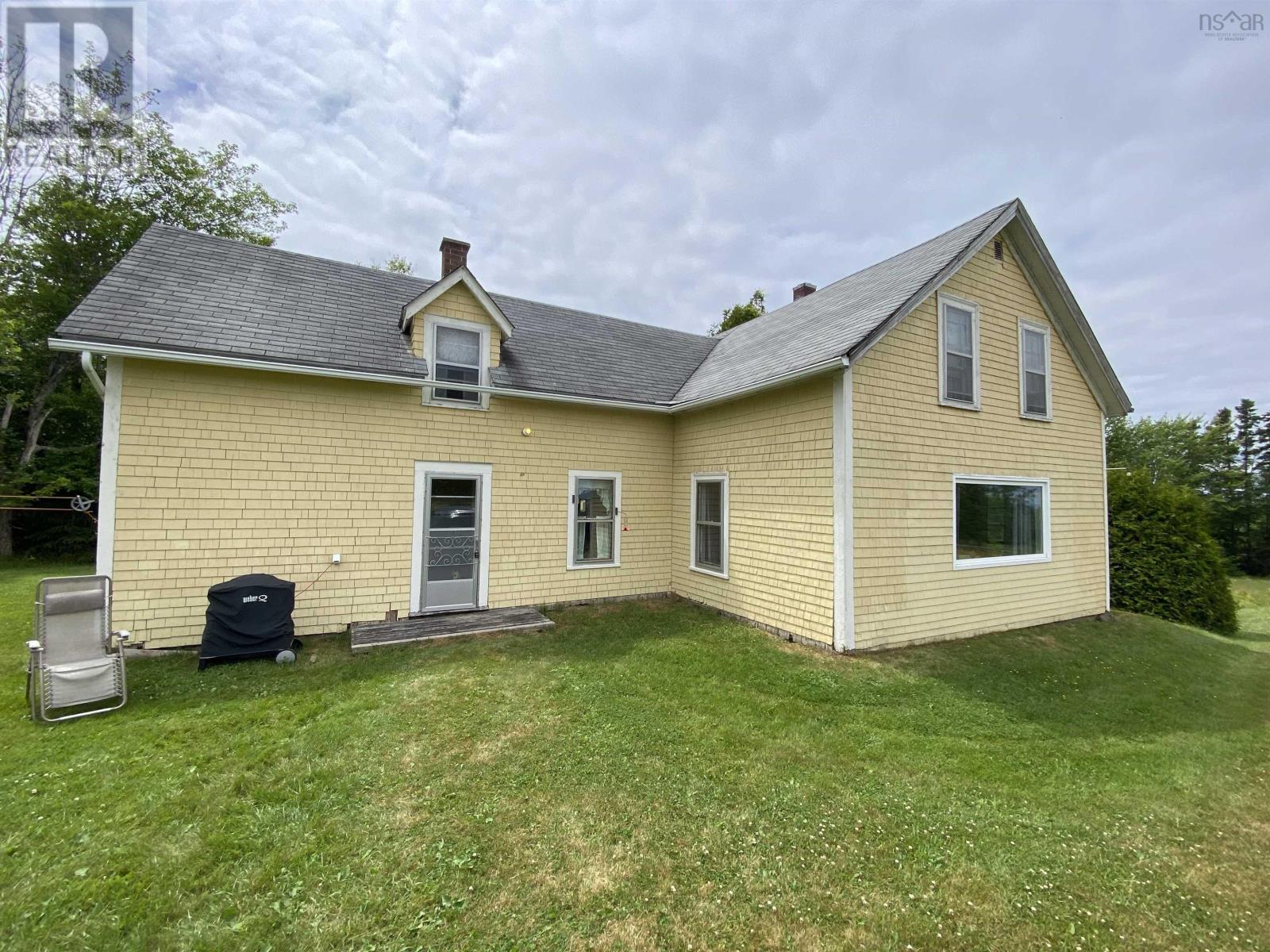4460 Highway 215, Noel, NS B0N 0B4
