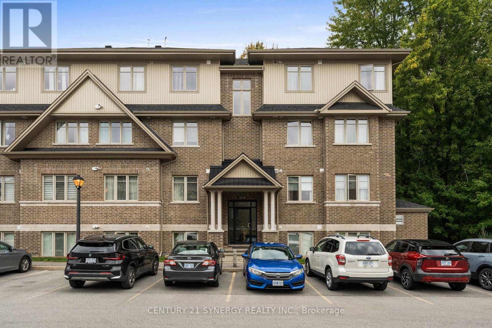 1030 Beryl Private #h, Ottawa, ON K1V 2M4