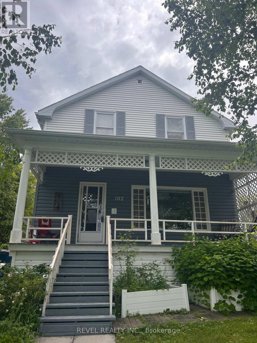 102 Twelfth Ave, Cochrane, ON P0L 1C0