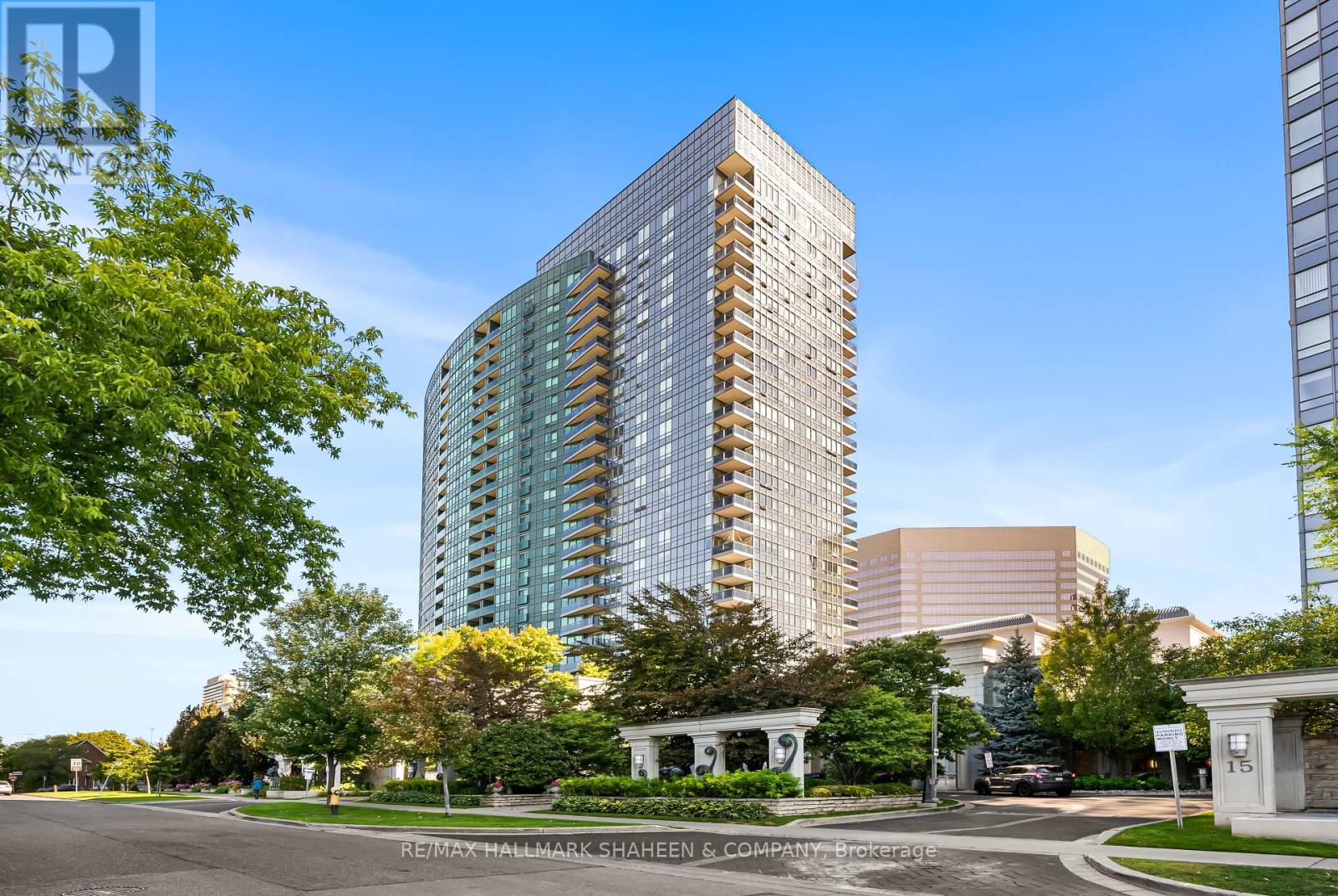 25 Greenview Ave Ph17 Ave, Toronto, ON M2M 0A5