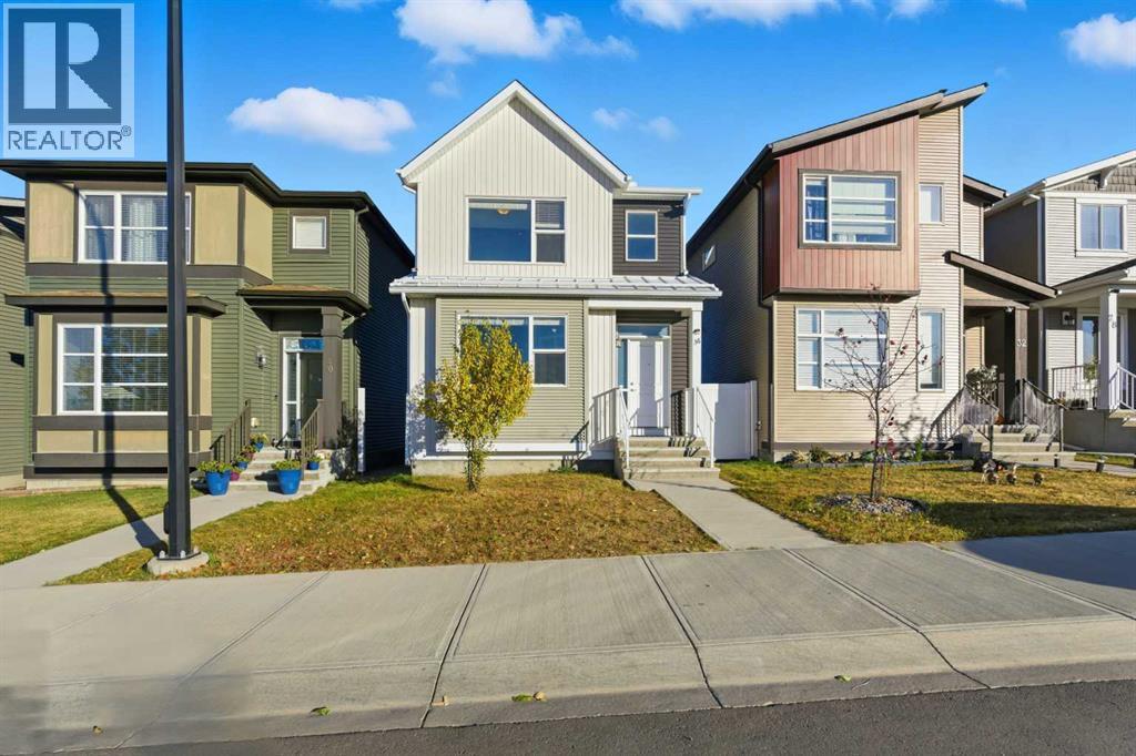 36 Howse Dr NE, Calgary, AB T3P 0V4