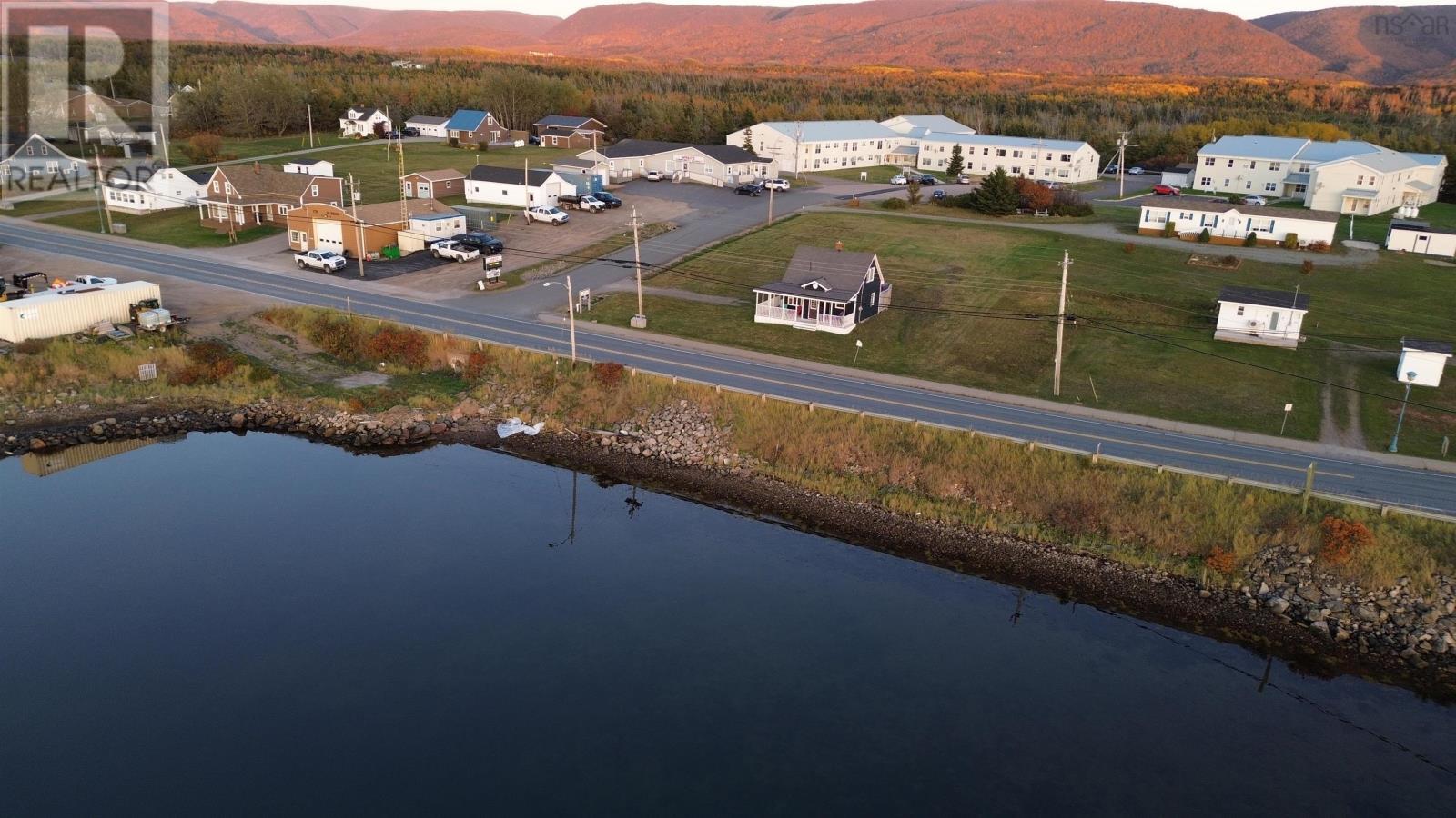 14962 Cabot Trl, Chticamp, NS B0E 1H0