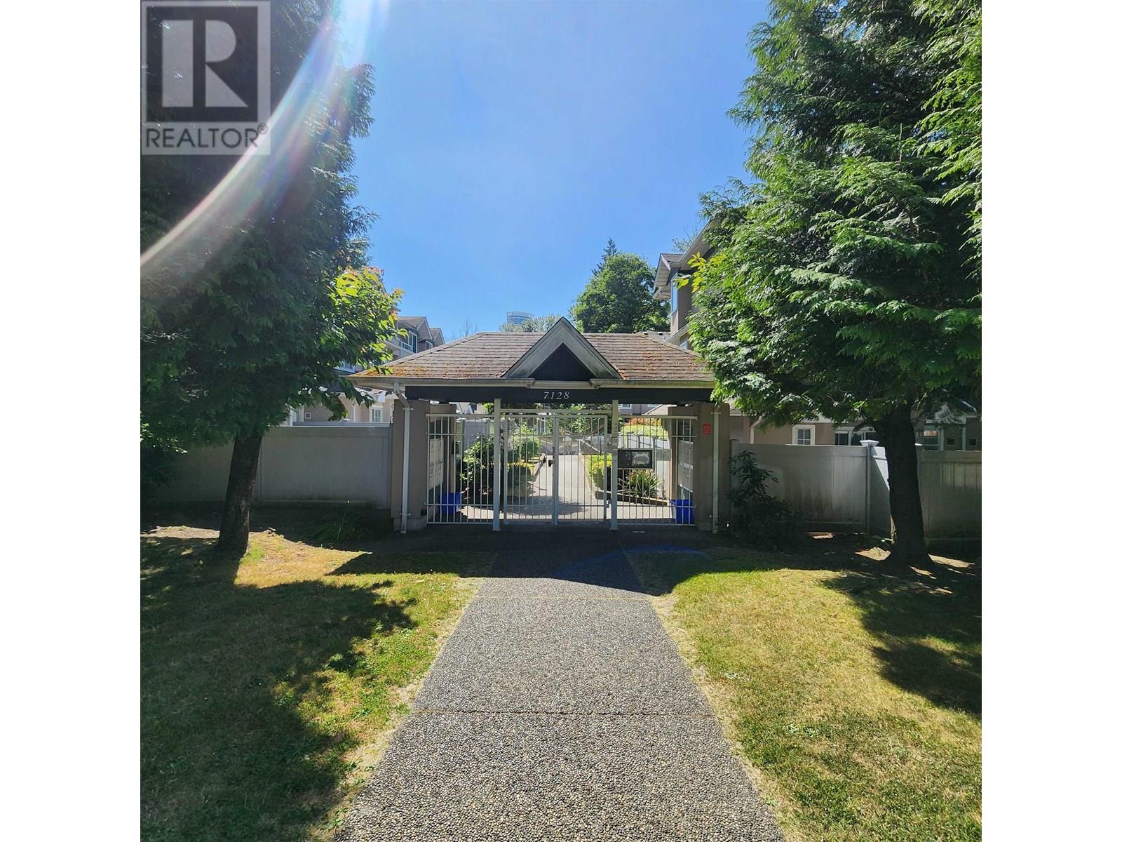 7128 18th Avenue Unit 13, Burnaby, BC V3N 1H1