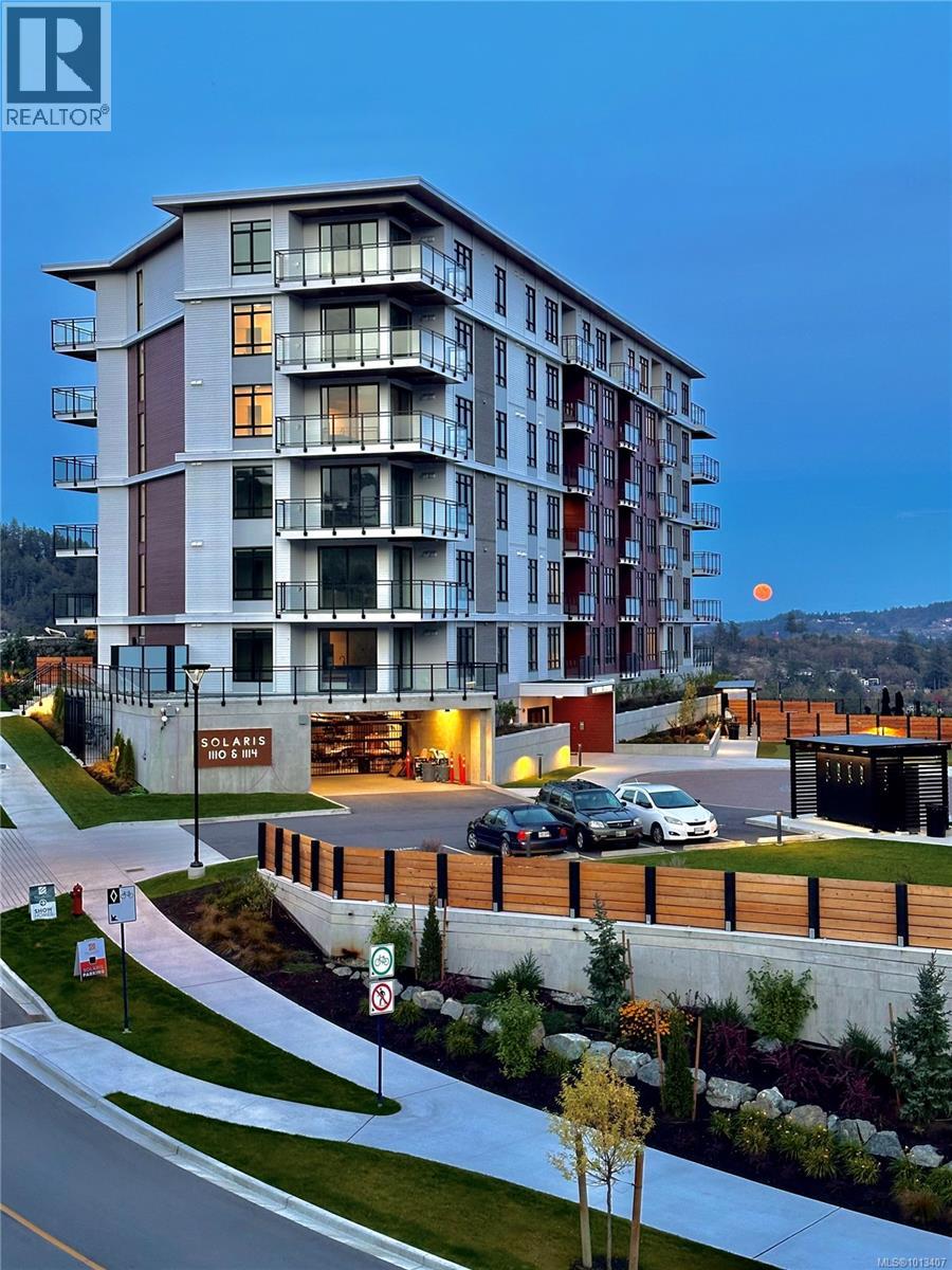 1114 Samar Cres Unit 302 Cres, Langford, BC V9B 7C5