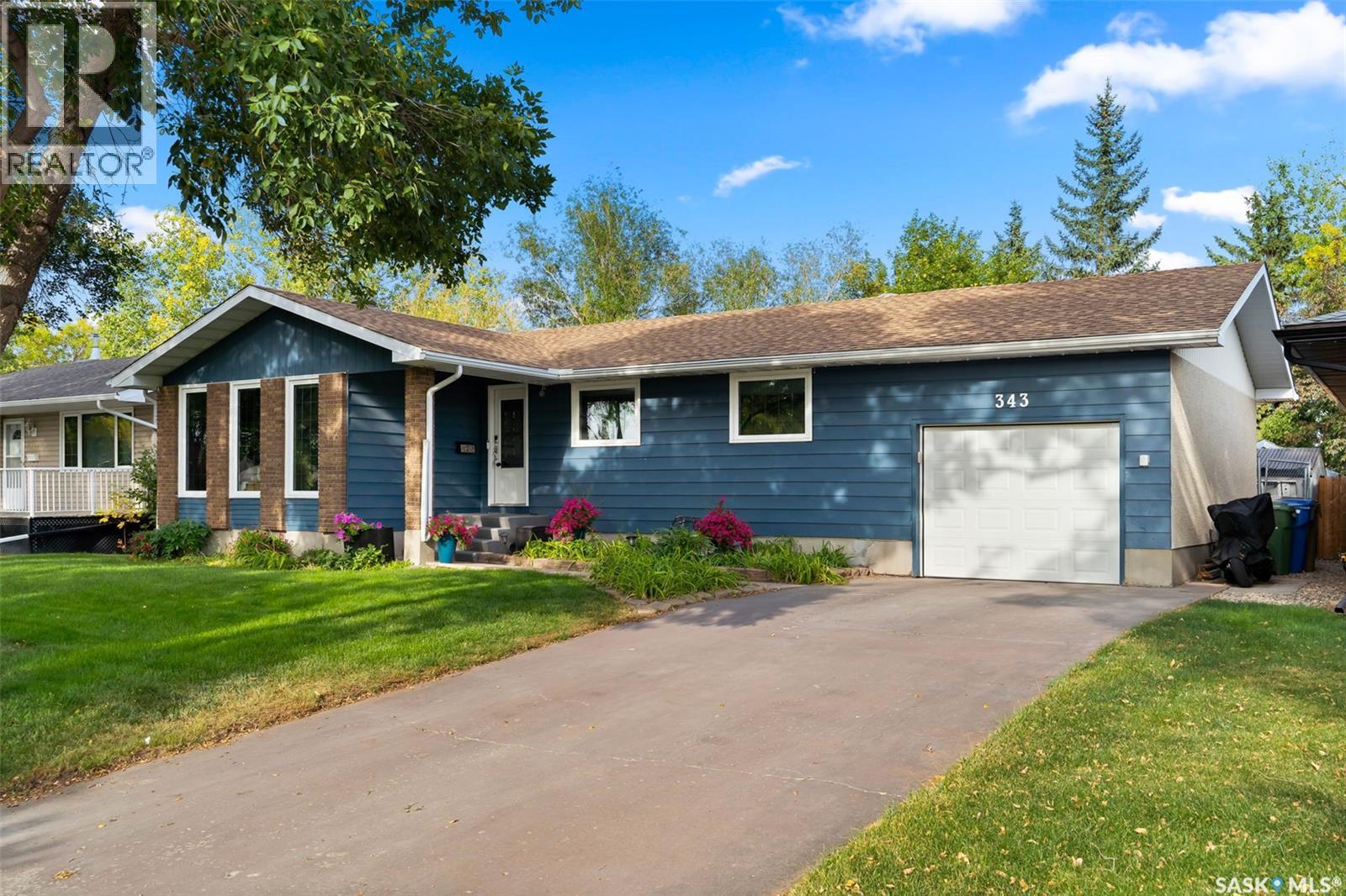 343 Fairview Rd, Regina, SK S4R 6W2