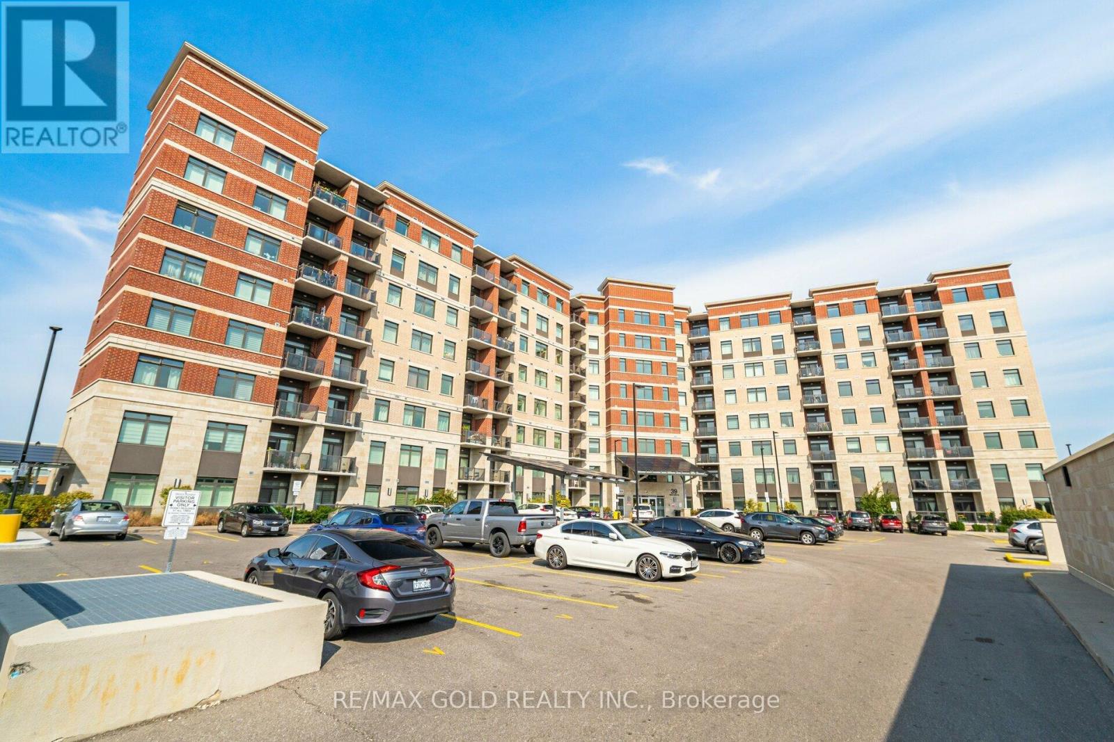 412 39 New Delhi Dr, Markham, ON L3S 0E1