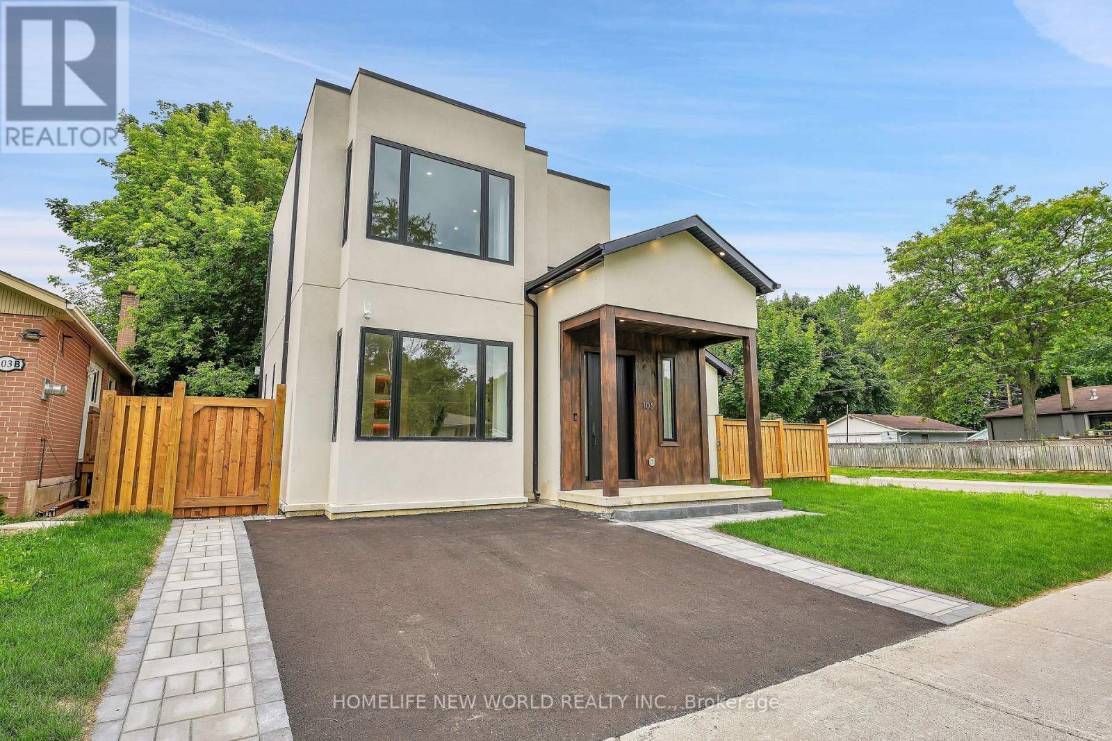 105 Murray Dr, Aurora, ON L4G 2C4