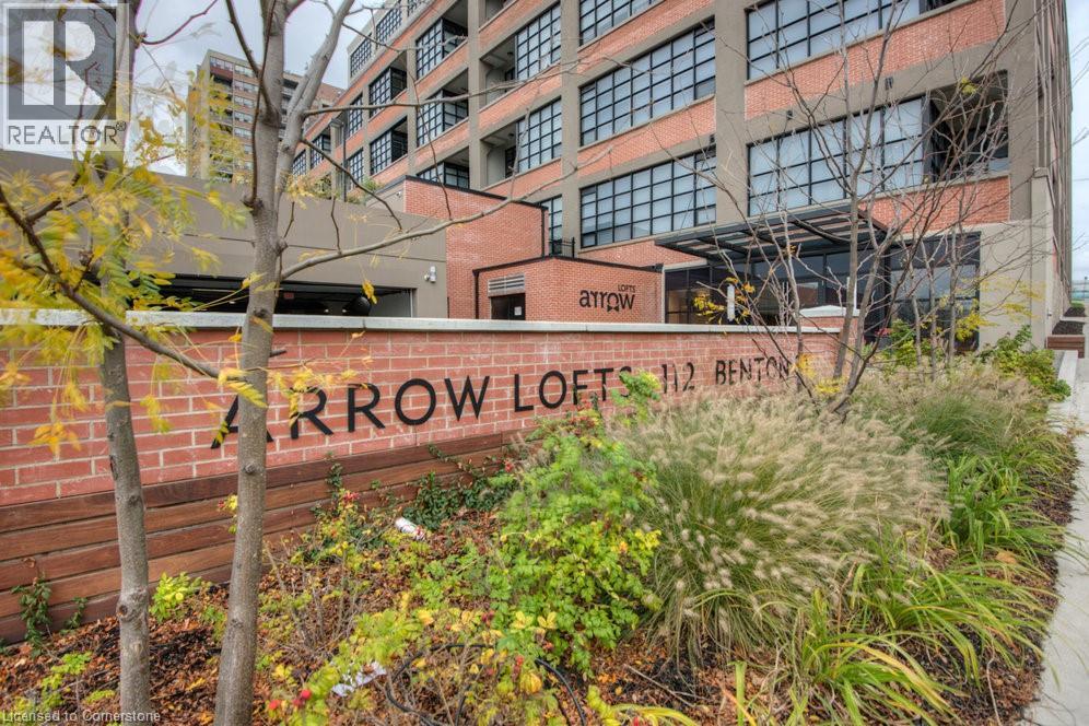 112 Benton Street Unit 207, Kitchener, ON N2G 3H6