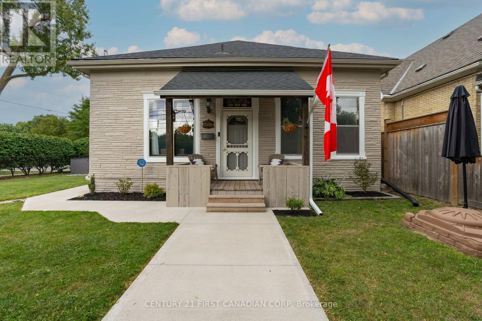 217 Waterloo St, London, ON N6B 2N2