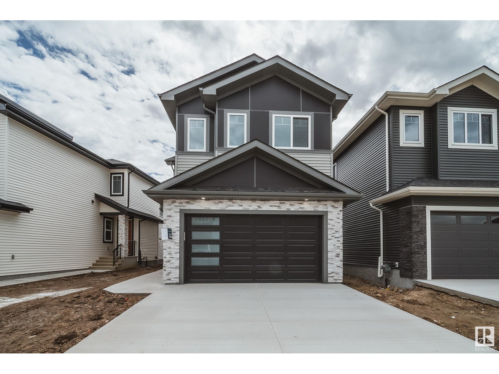 183 Av Nw Unit 8747, Edmonton, AB T5Z 0S8