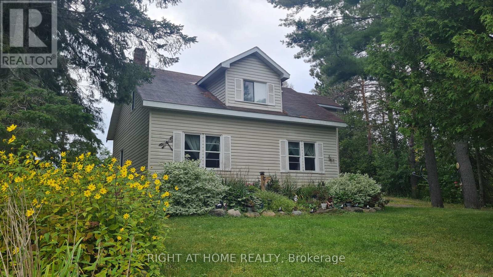 60 Highway N Unit 2324, Lake of Bays, ON P1H 2J6