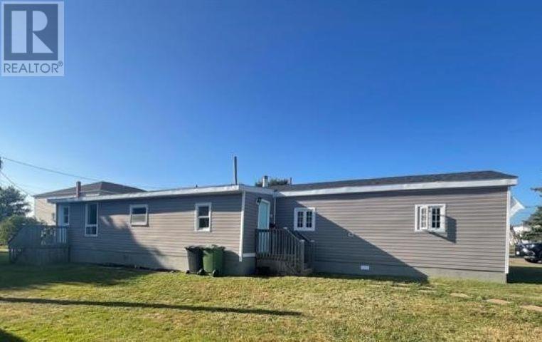 16 West Dr, Summerside, PE C1N 4E8