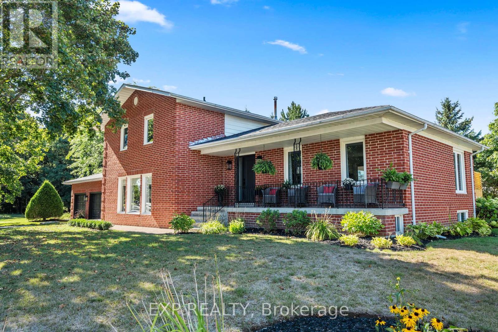 24 Riverview Dr, Scugog, ON L9L 1N8