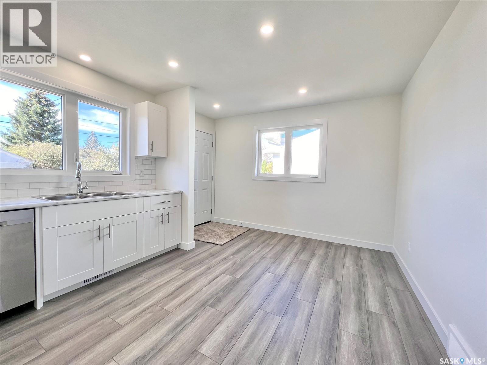 318 Mctavish St, Outlook, SK S0L 2N0