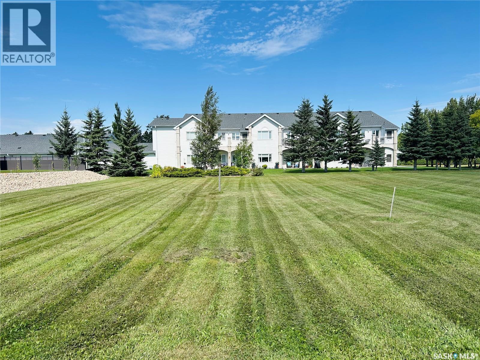 414 Wright Rd, Moosomin, SK S0G 3N0