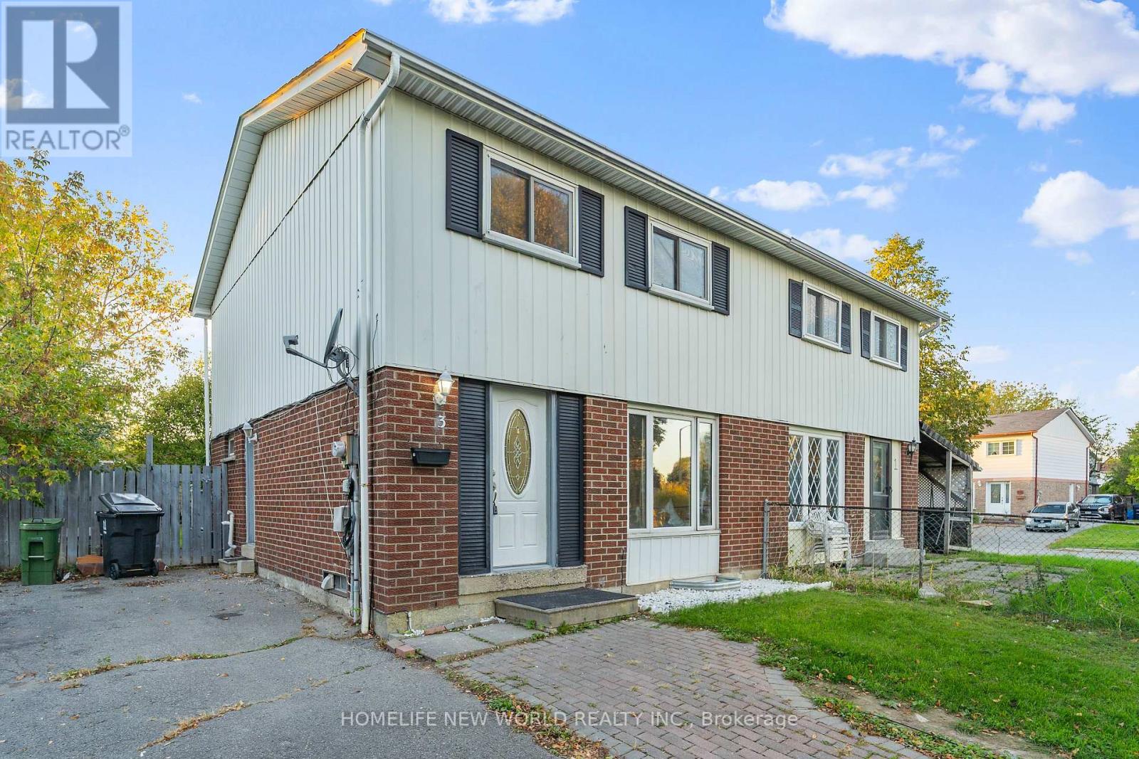3 Brisbourne Grv, Toronto Malvern, ON M1B 1P2