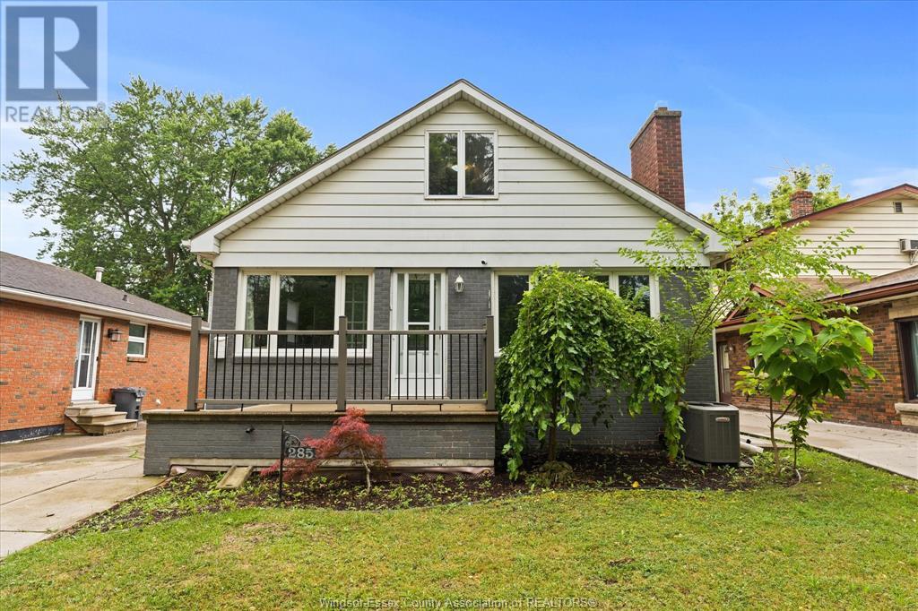 285 Belleperche, Windsor, ON N8S 3B6