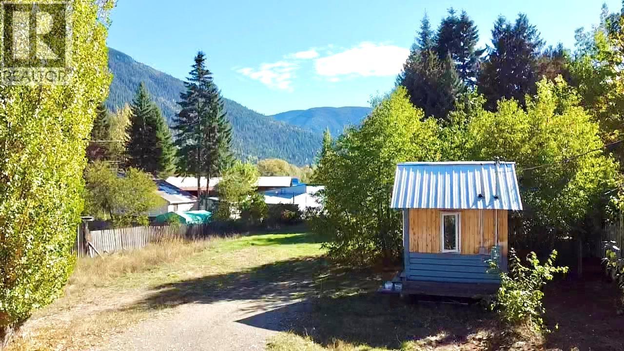 Pcl A Birch Street, Ymir, BC V0G 2K0
