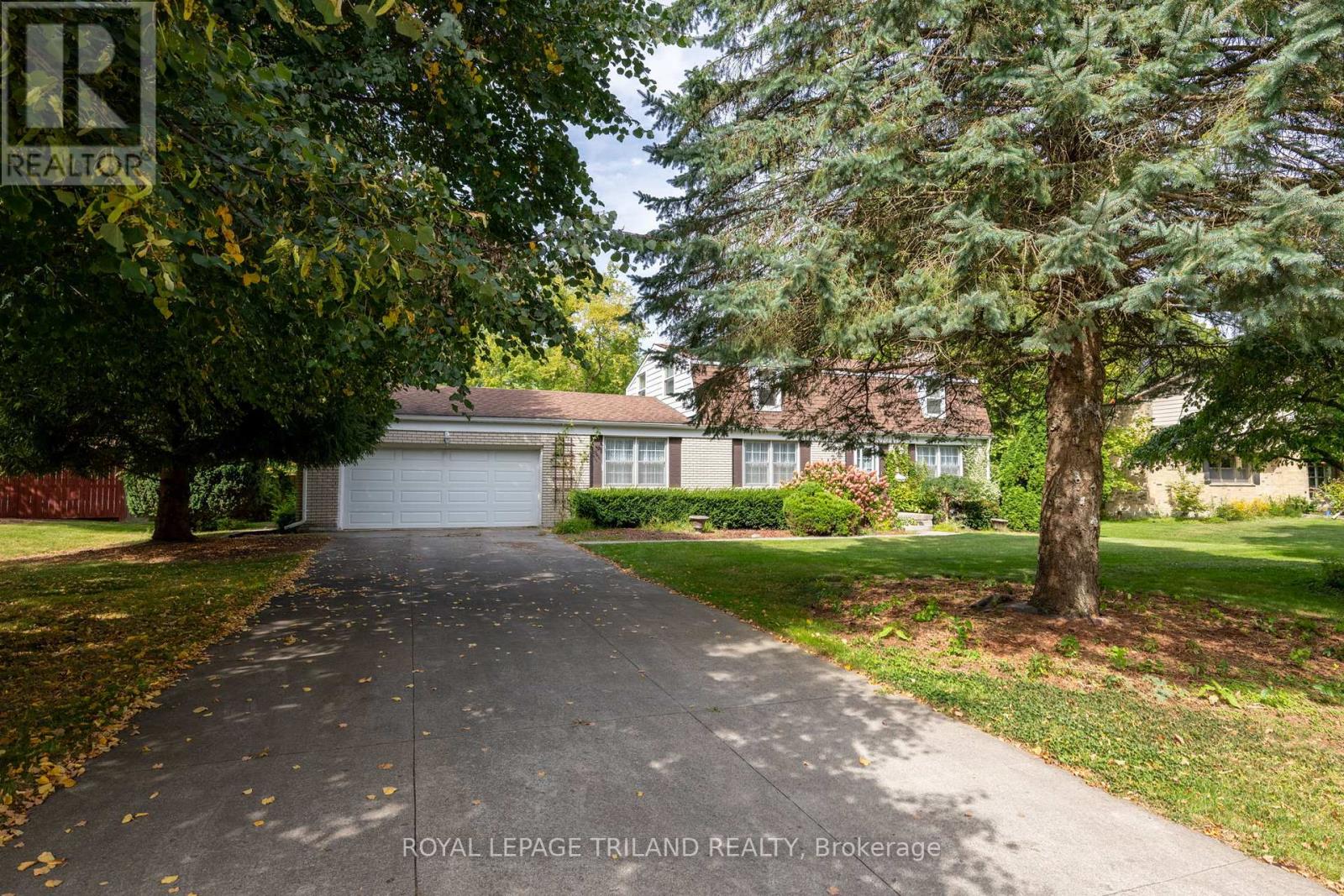 769 Haighton Rd, London, ON N6K 1B4