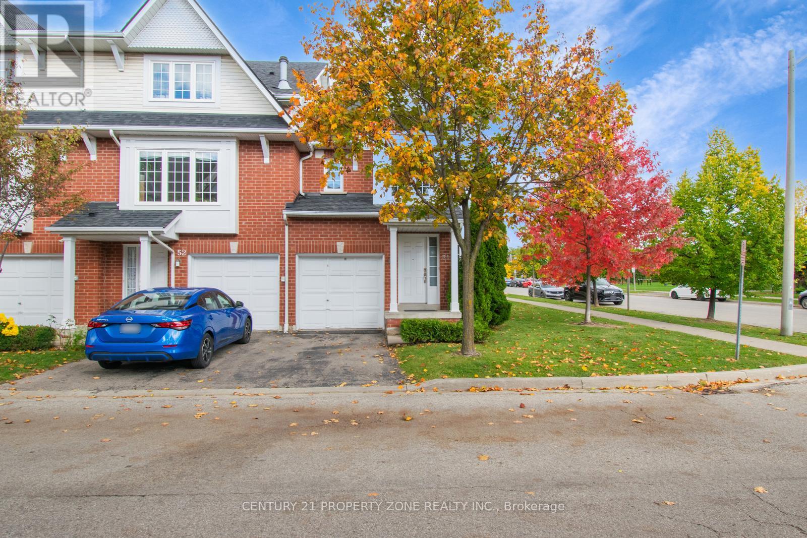 51 1575 South Parade Ct, Mississauga, ON L5M 6E9