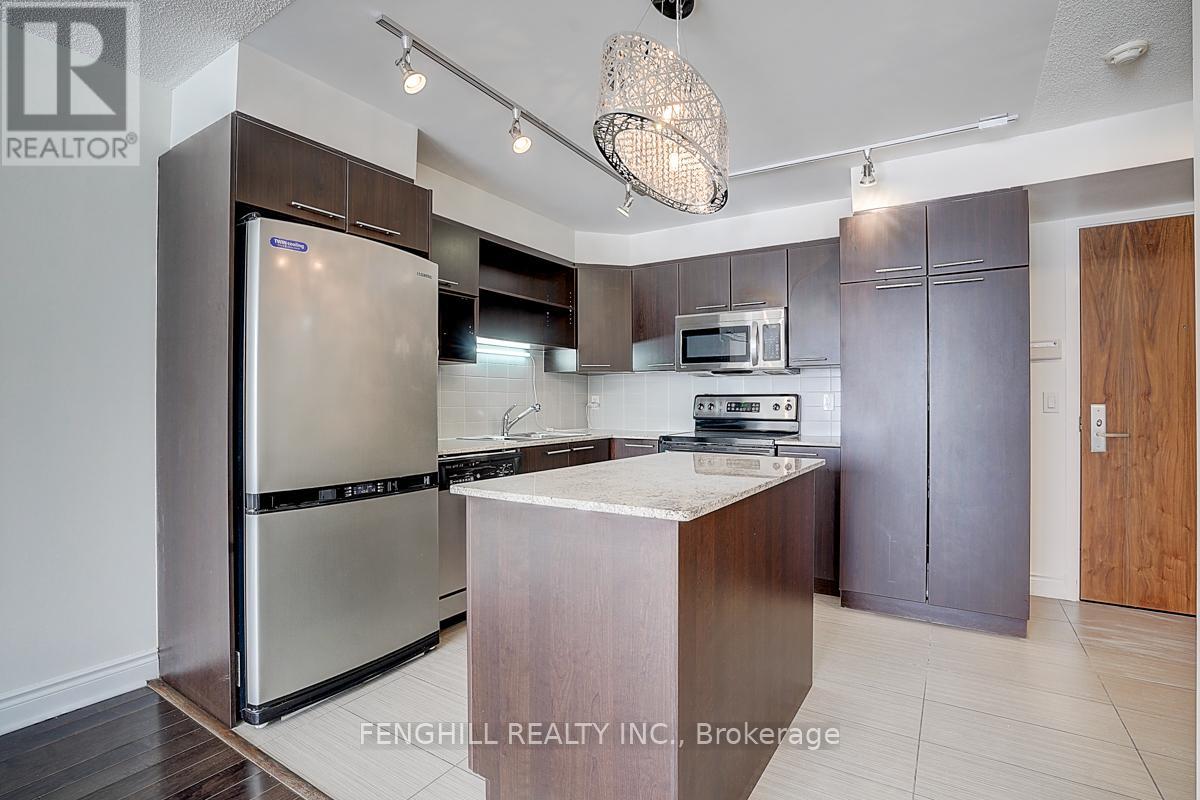 709 37 Galleria Pkwy, Markham Commerce Valley, ON L3T 0A5