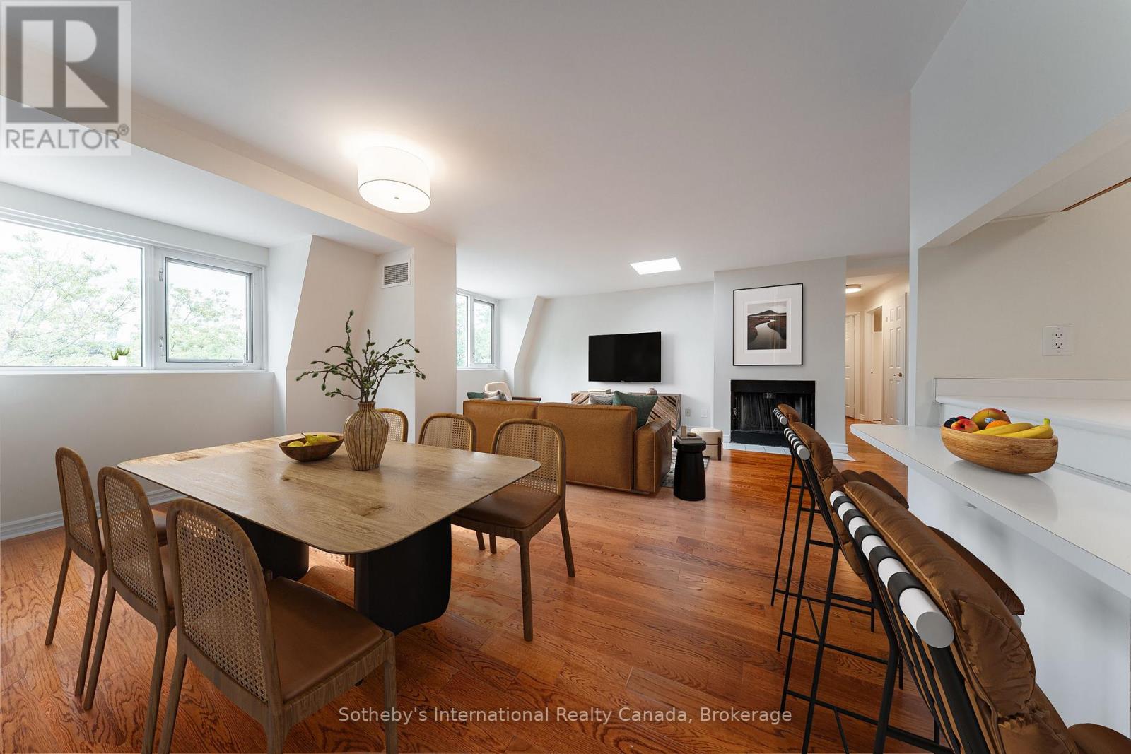 508 356 Mcrae Dr, Toronto, ON M4G 4G4