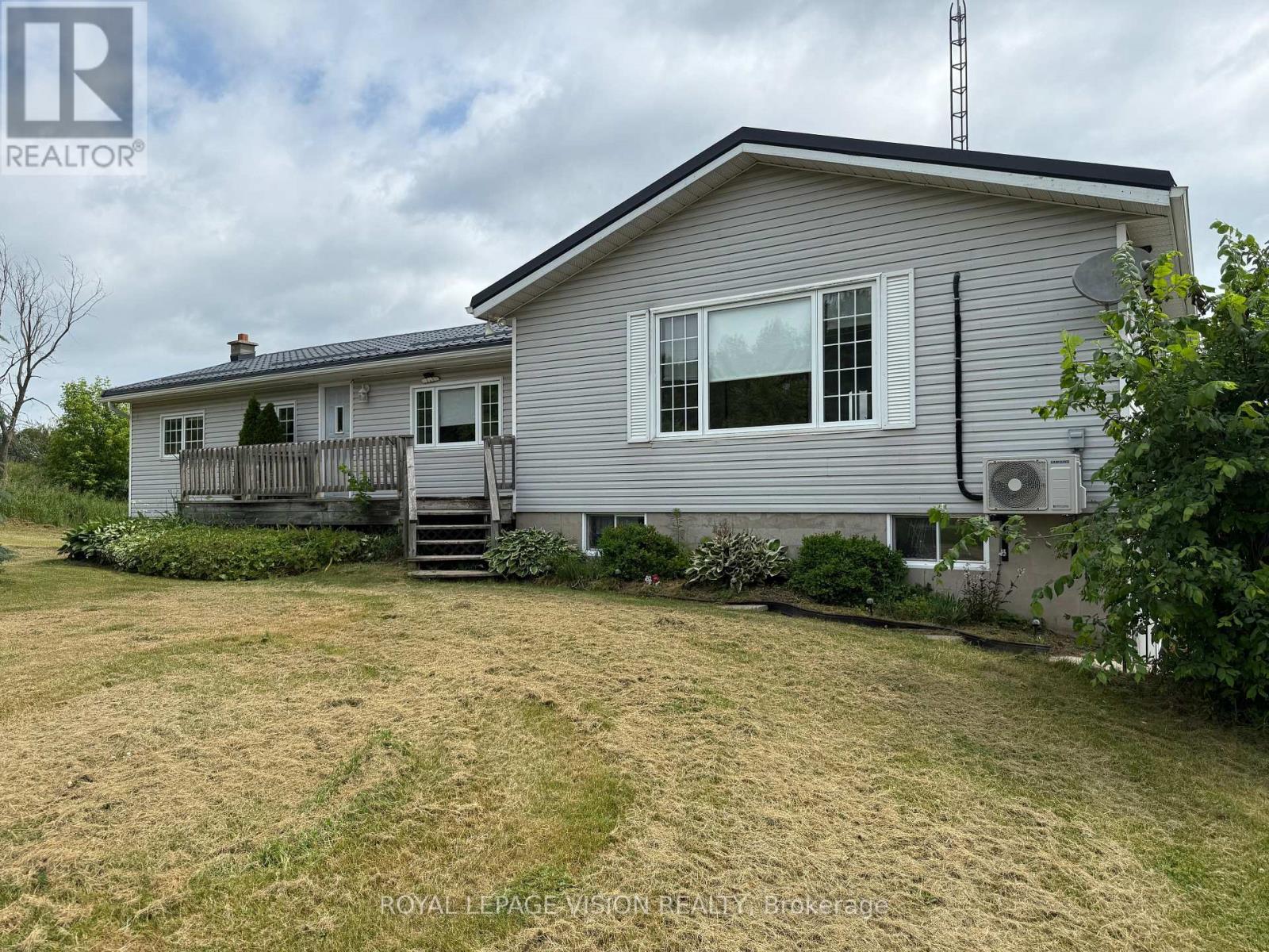 1304 Hunt Club Rd, Madoc, ON K0K 2K0