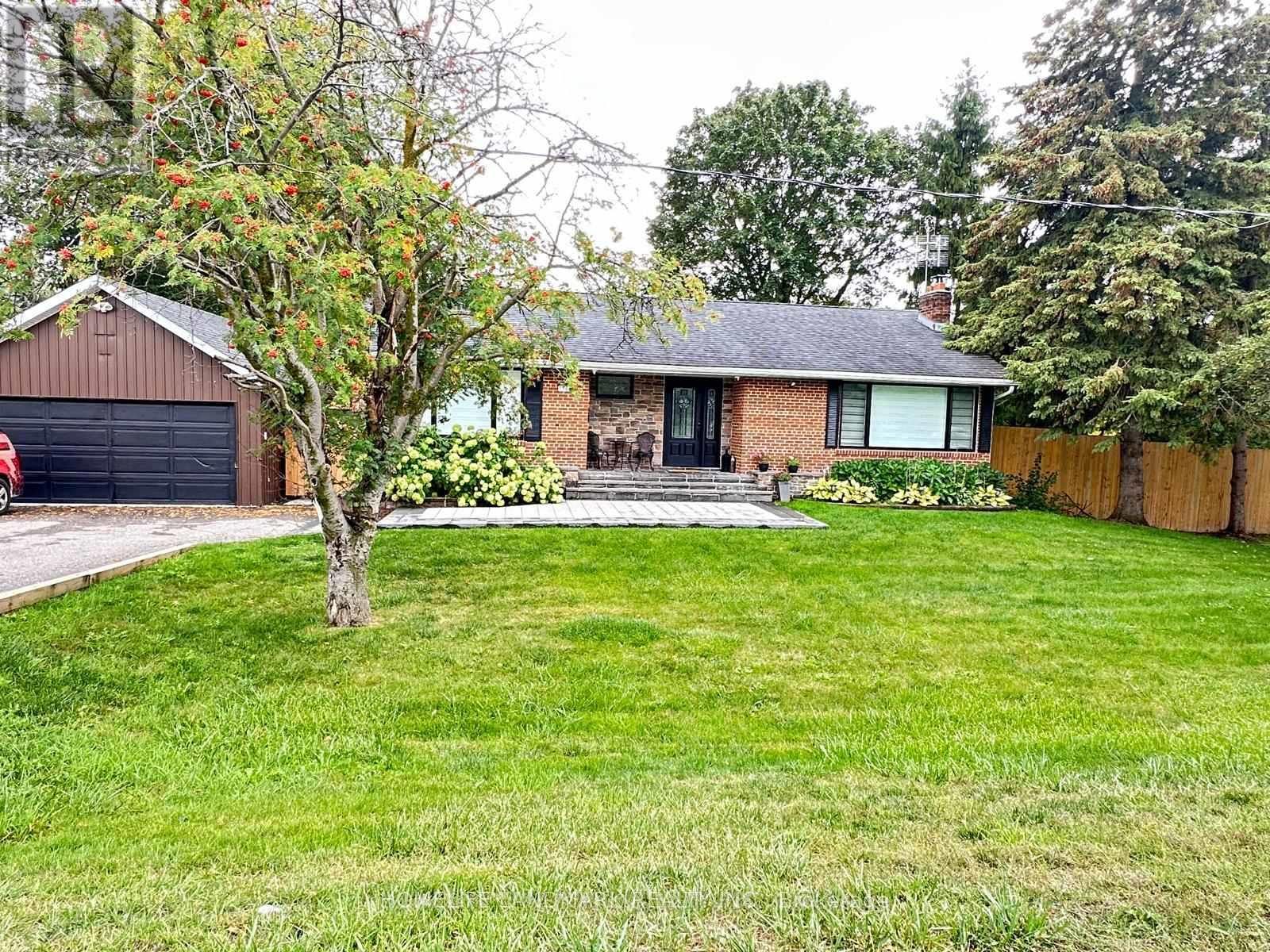 1739 Mount Albert Rd, East Gwillimbury, ON L0G 1V0