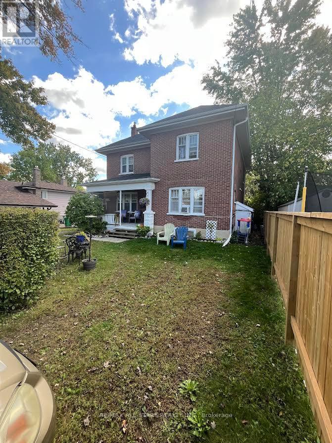 833 Crawford Dr Ward 1 Dr, Peterborough, ON K9J 3X3