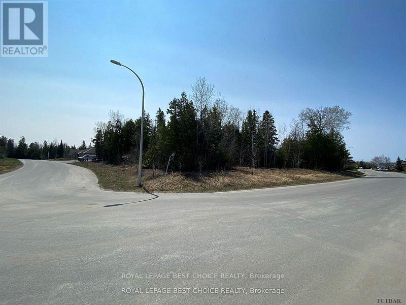 184 Sumbler Cres, Temiskaming Shores, ON P0J 1P0