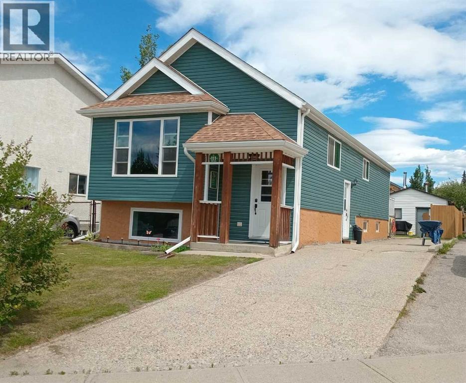 111 Sitar Cres, Hinton, AB T7V 1S6