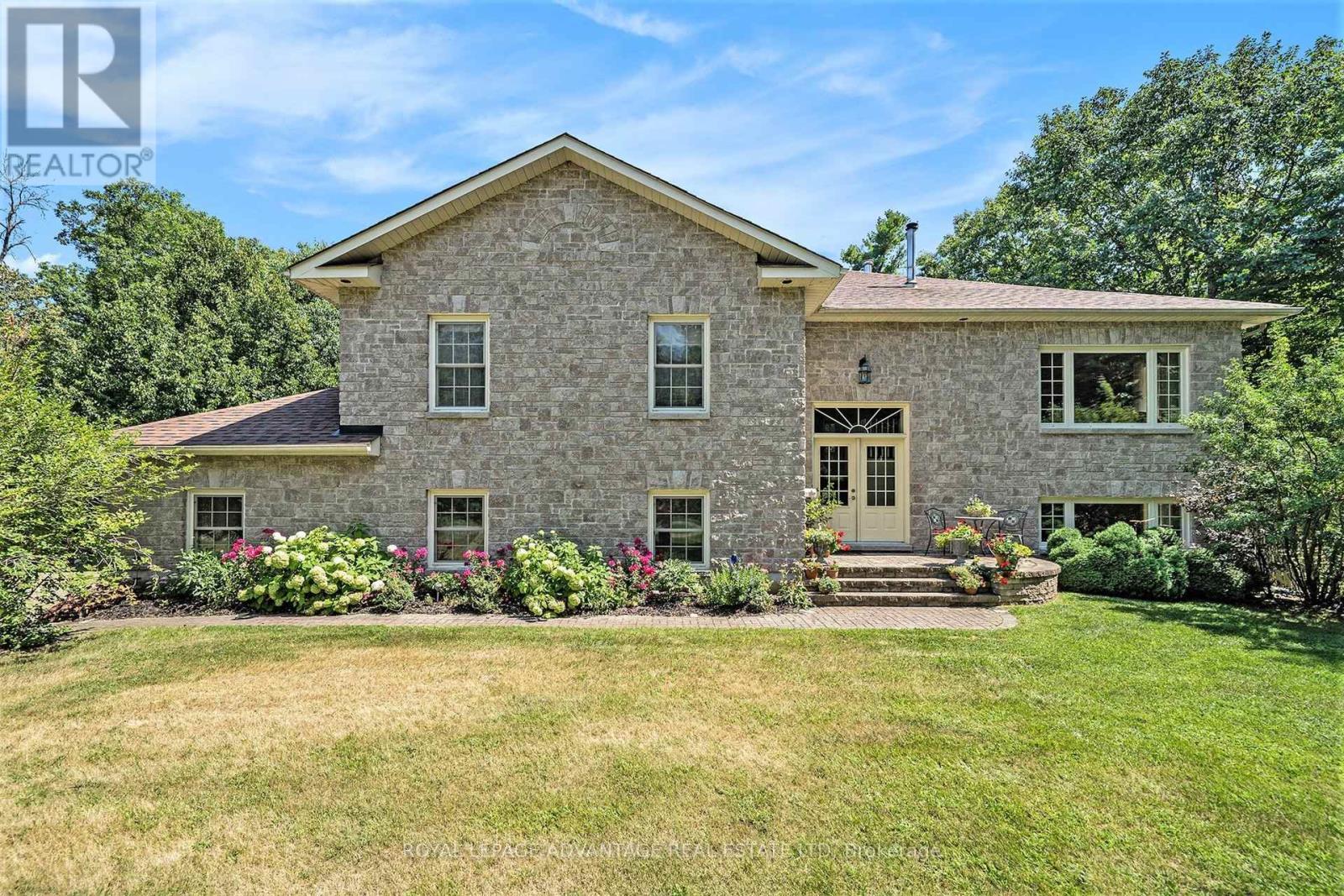 334 Station Rd, Drummond/North Elmsley, ON K7A 4S4