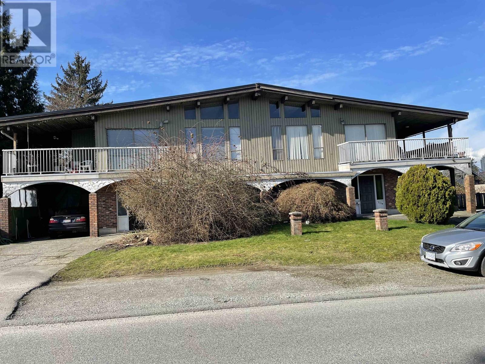 3579-3581 Godwin Ave, Burnaby, BC V5G 4N1