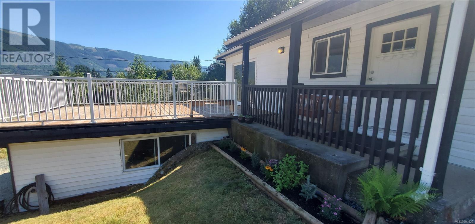 332 S Shore Rd, Lake Cowichan, BC V0R 2G0