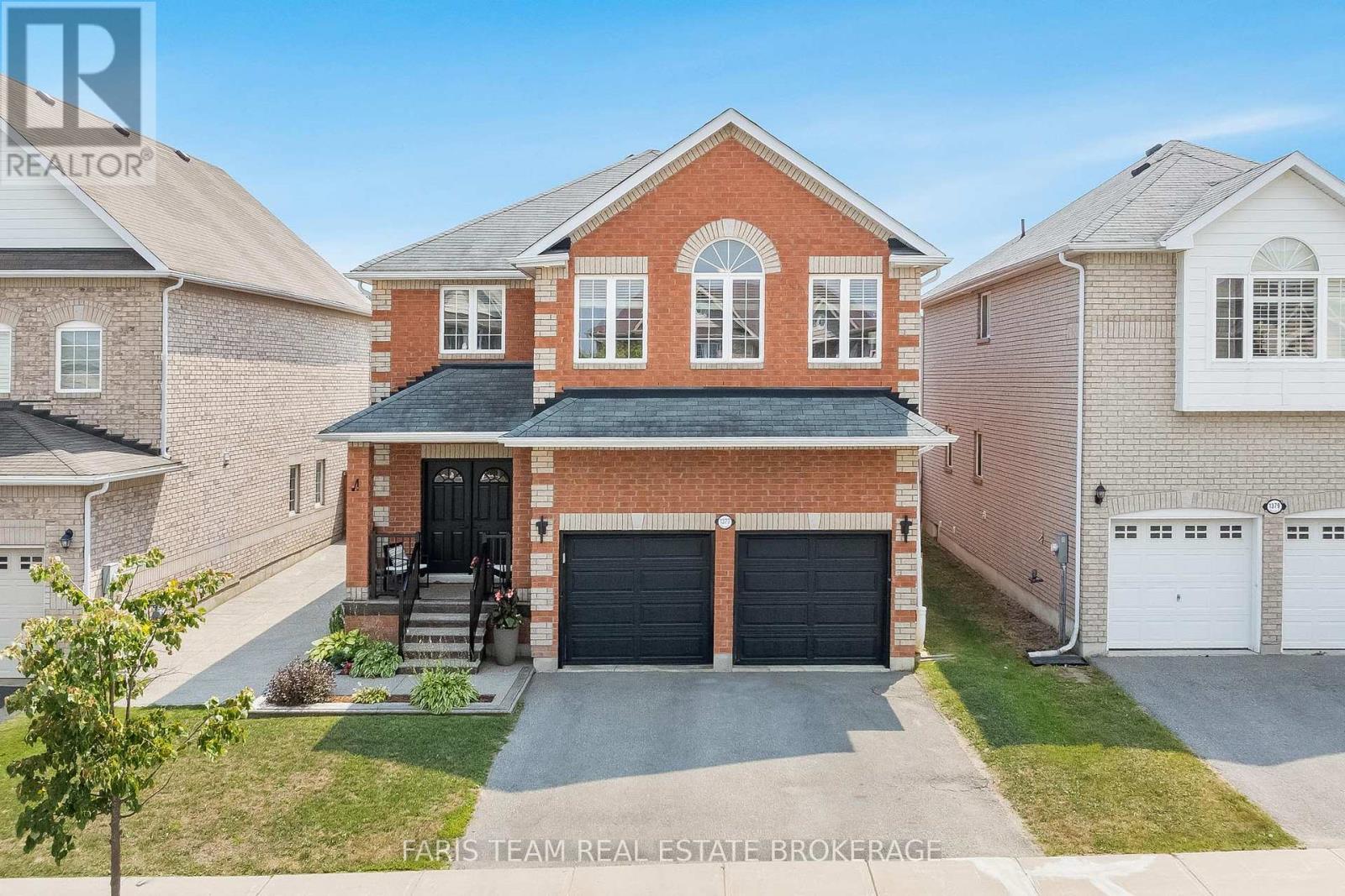 1377 Sheldon St, Innisfil, ON L9S 4B7