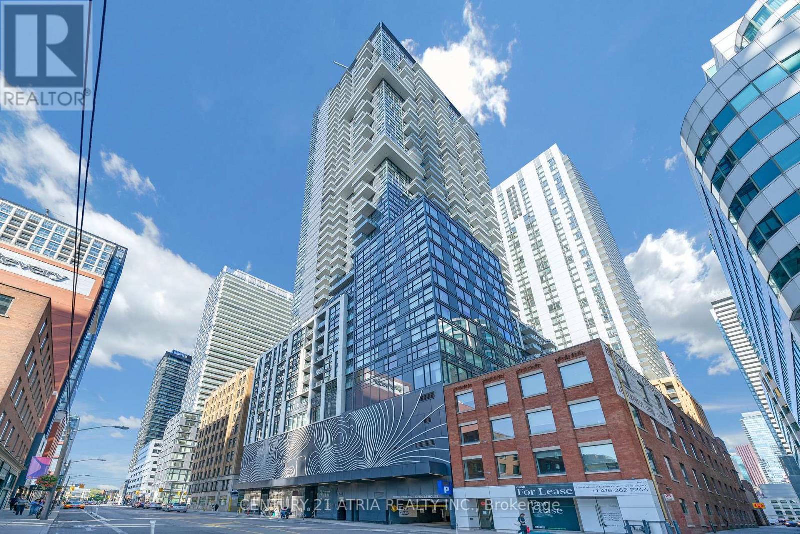 4308 87 Peter St, Toronto, ON M5V 0P1