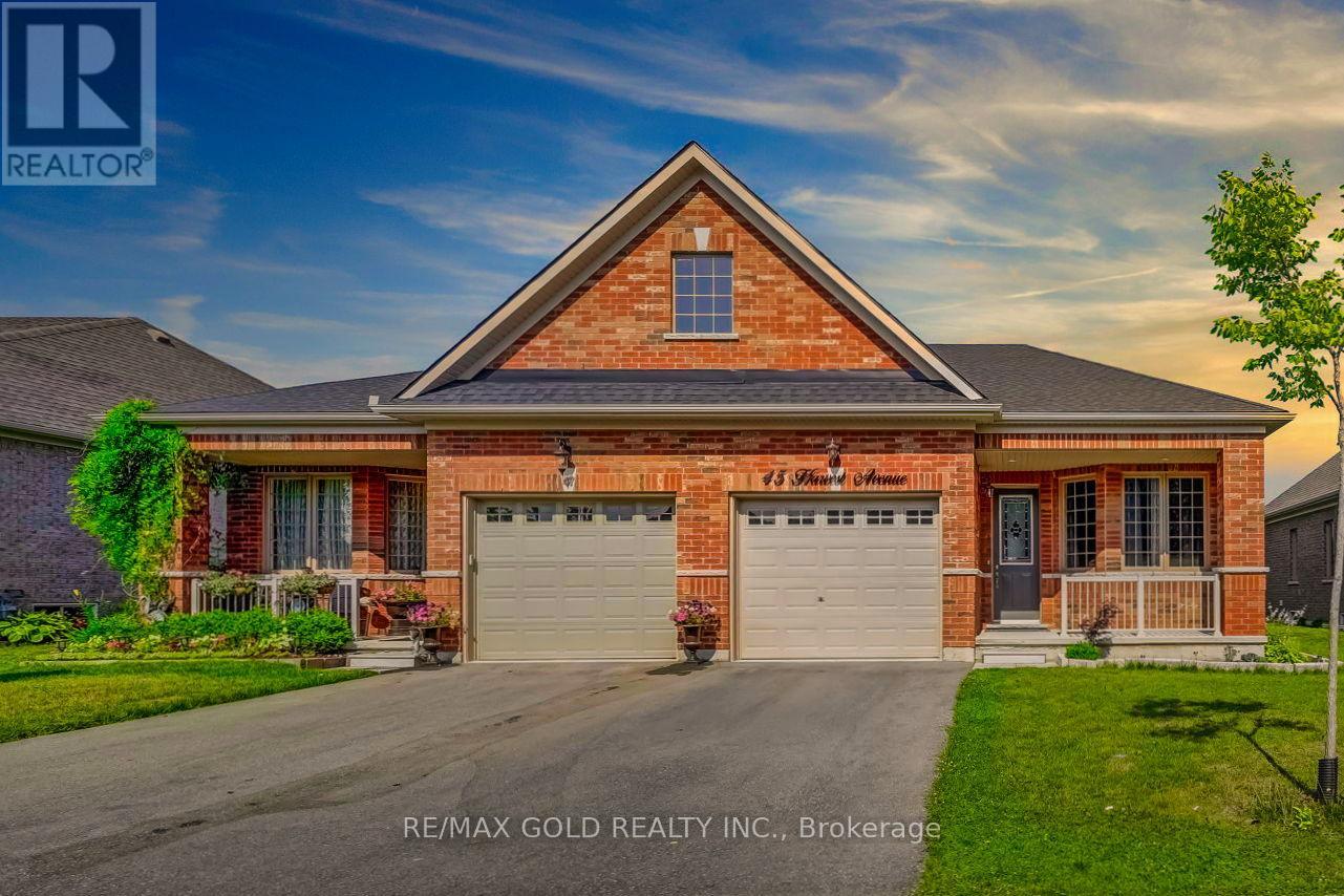 45 Harvest Ave, Tillsonburg, ON N4G 0H9