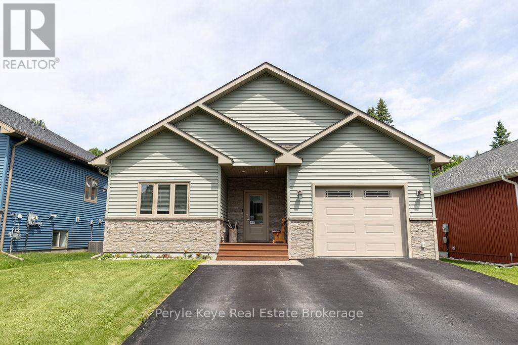 86 Chaffey Township Rd, Huntsville Chaffey, ON P1H 1C8
