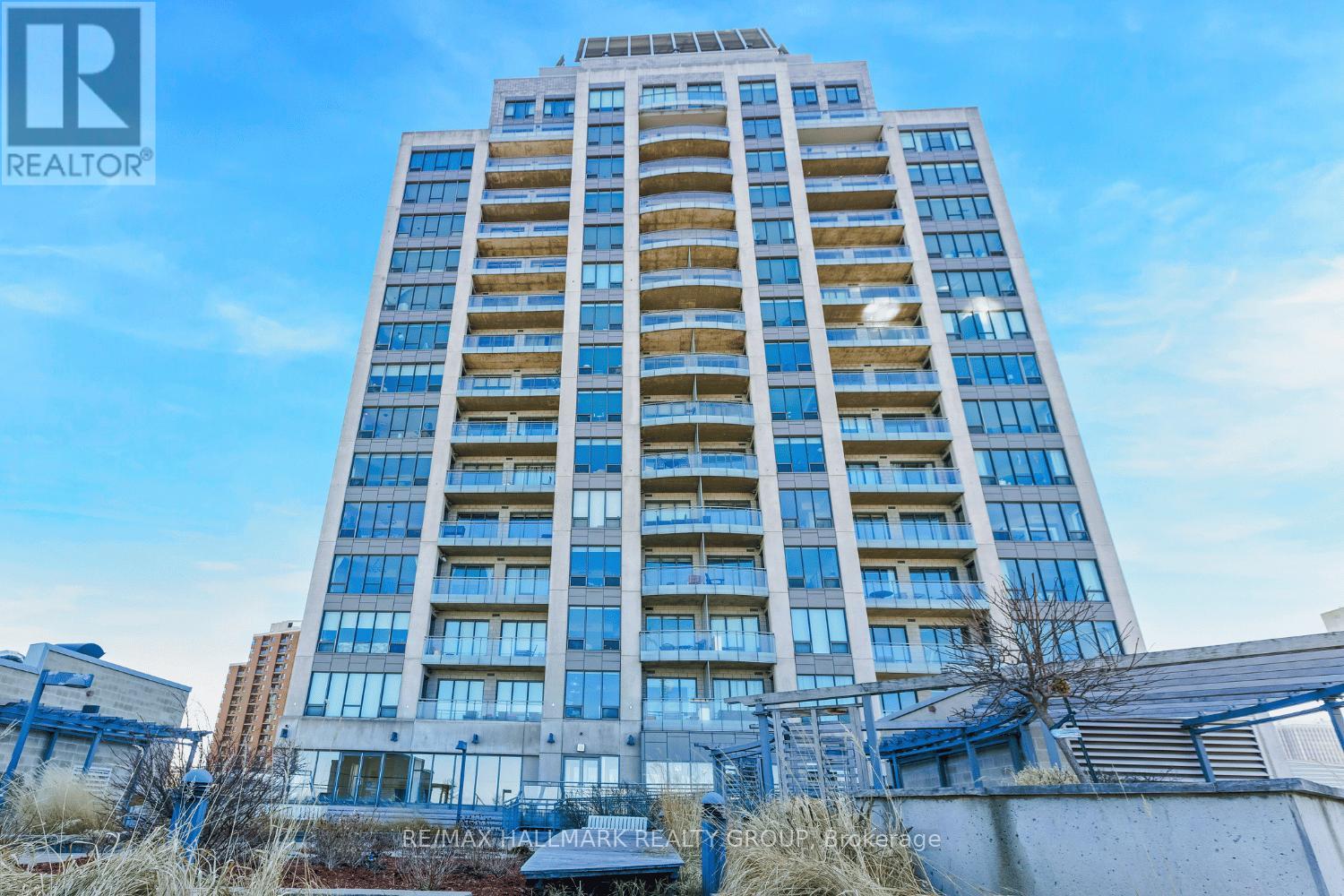 1404 90 George St, Ottawa, ON K1N 0A8