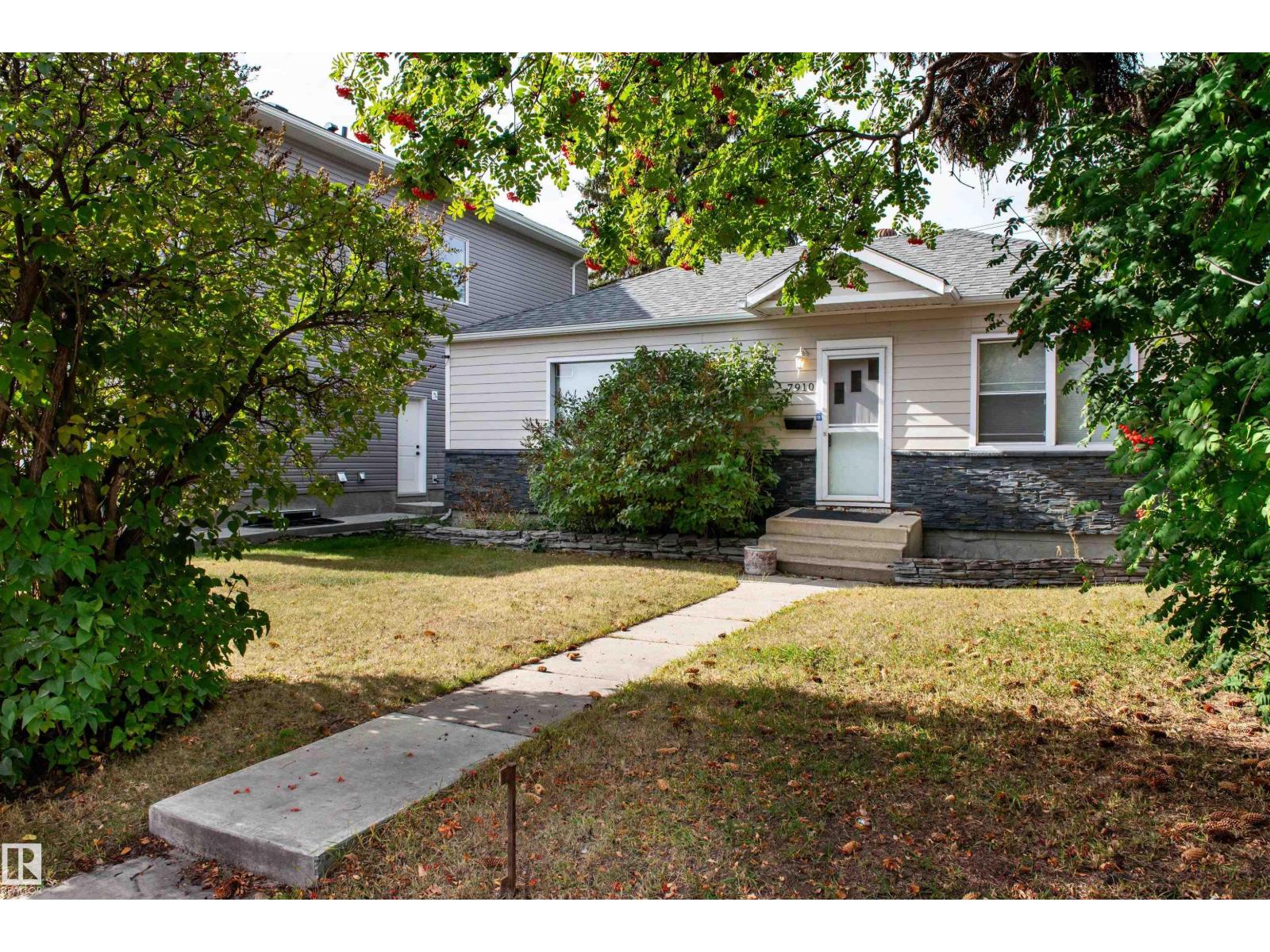 75 St Nw Unit 7910, Edmonton, AB T6C 2G5