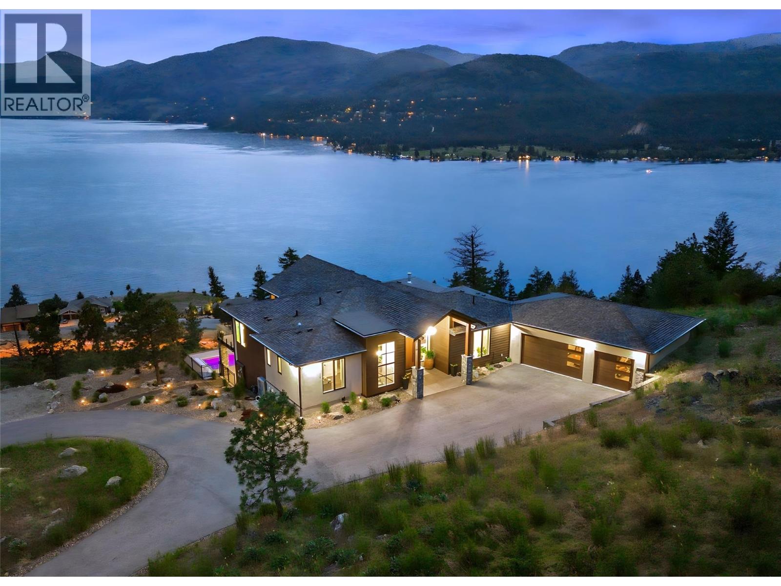 8836 Stonington Rd, Vernon, BC V1H 2K8