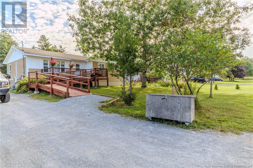 42 Ball Park Rd, Rothesay, NB E2E 2B7