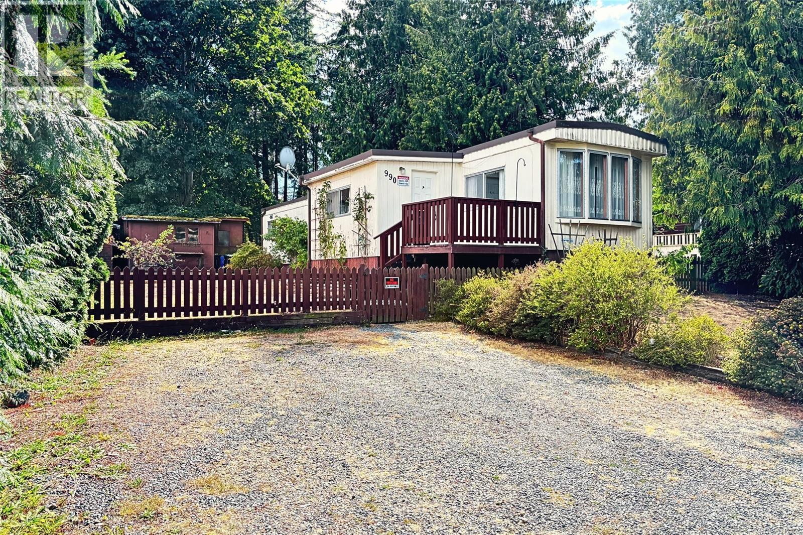 990 Riley Rd, Parksville, BC V9P 2B4