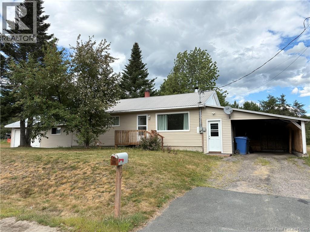 24 Hazelton Rd, Doaktown, NB E9C 1N6