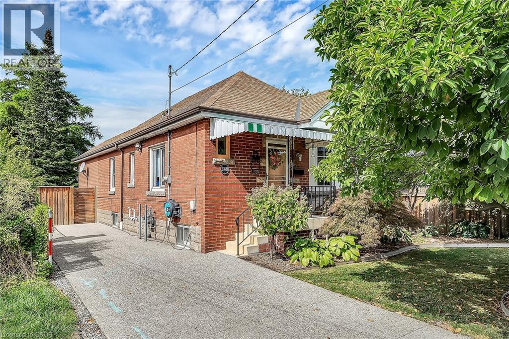 248 E 12th St, Hamilton, ON L9A 3X8
