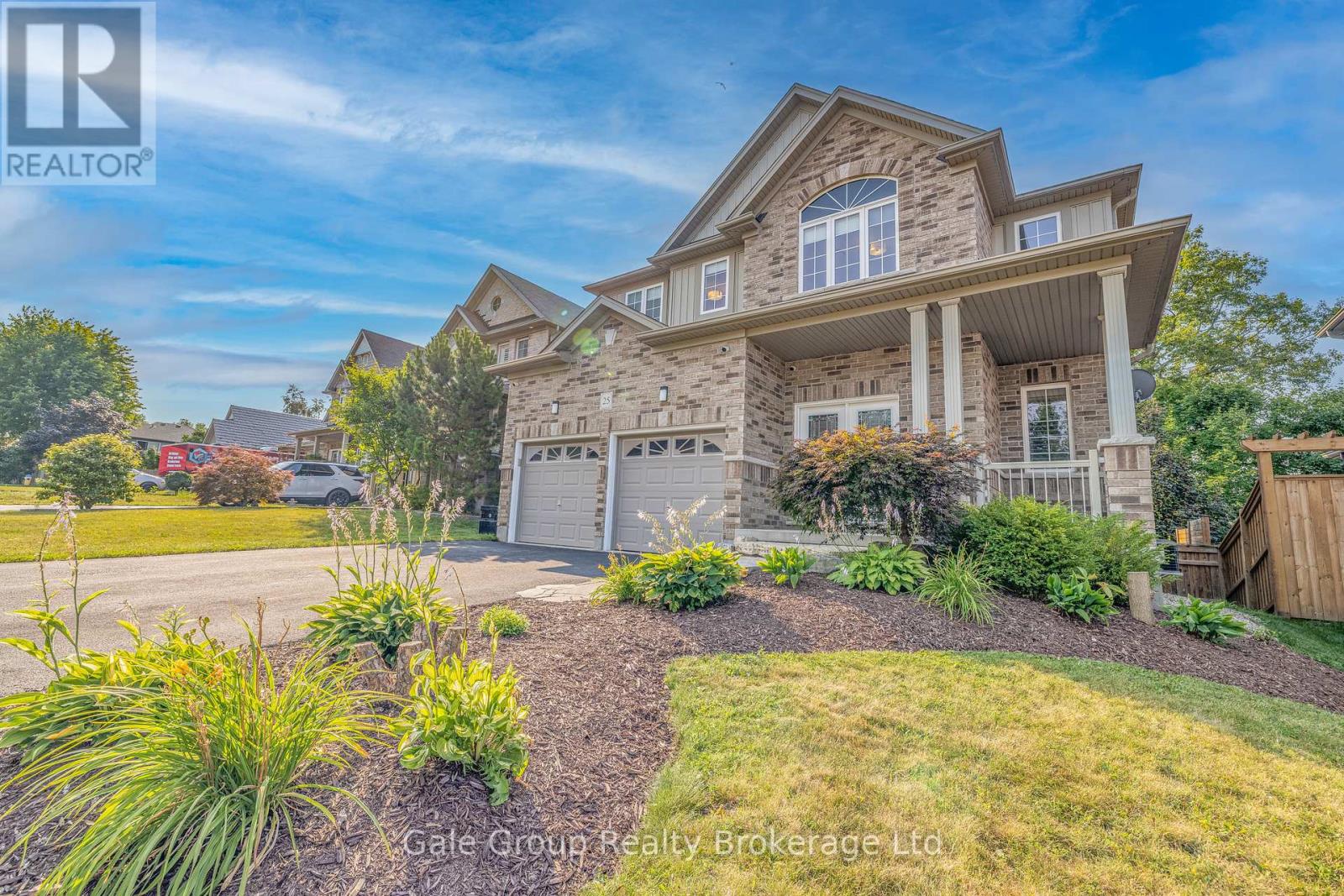 25 Howard Marshall St, North Dumfries, ON N0B 1E0