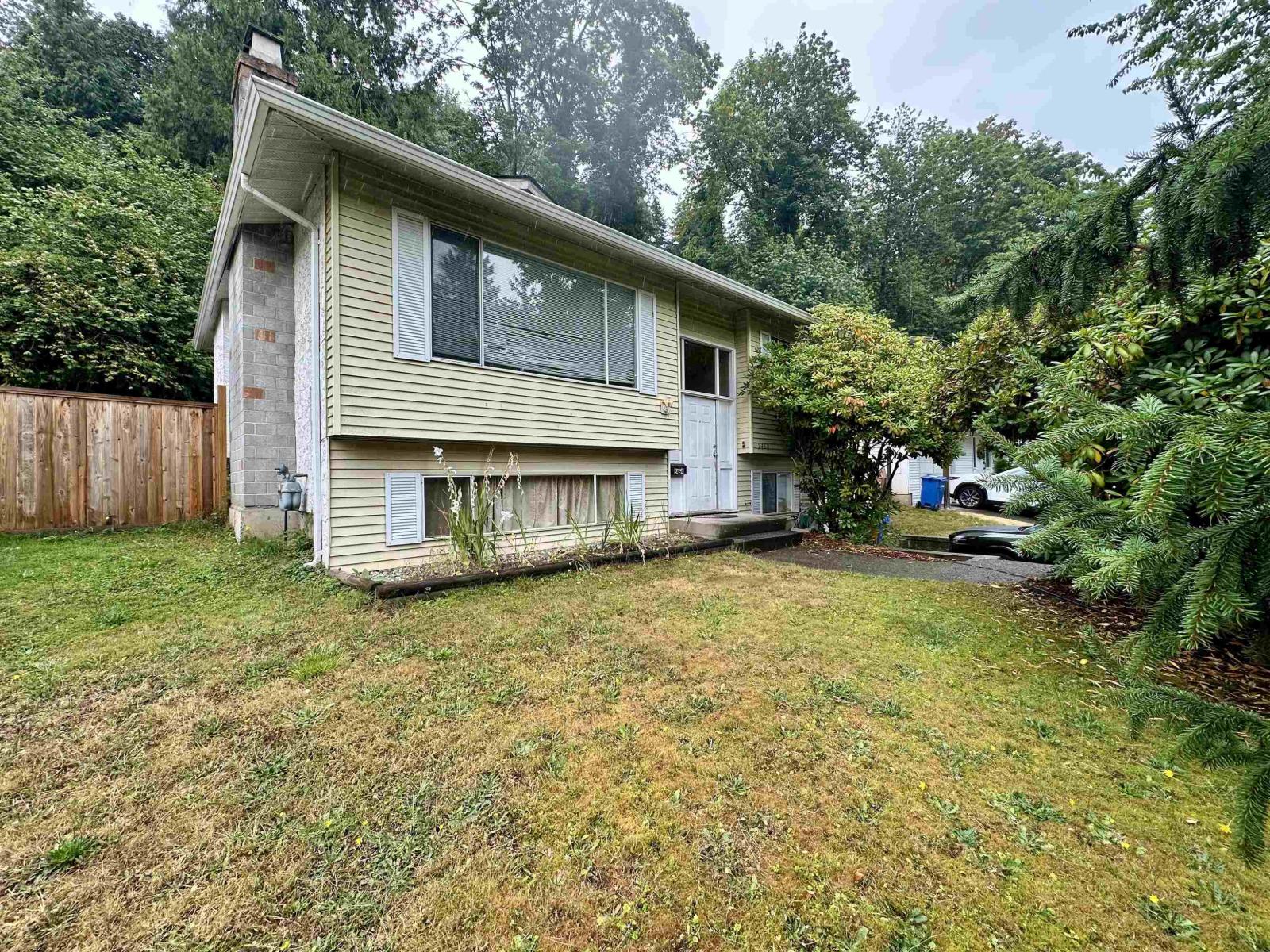 2464 Cameron Cres, Abbotsford, BC V3G 2B1